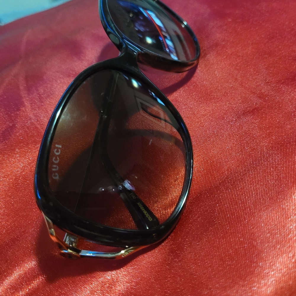 Gucci sunglasses